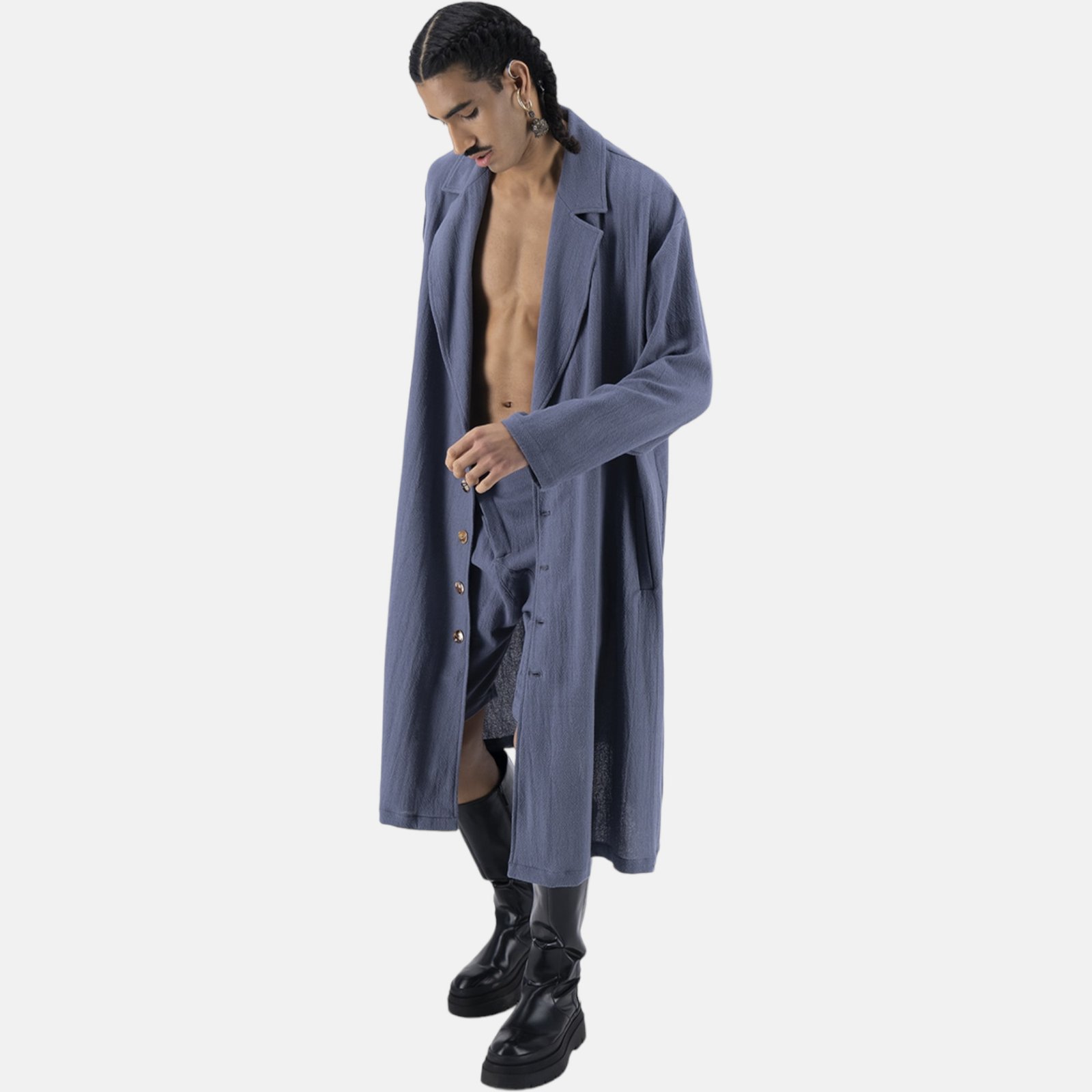 square-mk_23508_cie_editorial_raw_6_Tunica_Coleccion_Merkaba_Azul_pastel_Hombre